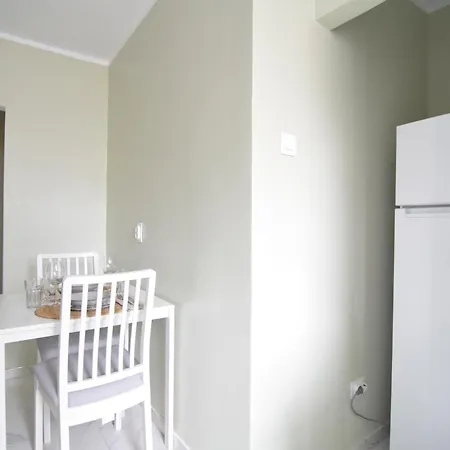 Stylish With Video Projector Apartament