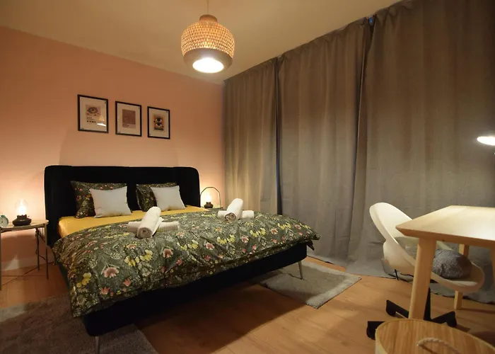 Lejlighed Stylish With Video Projector *