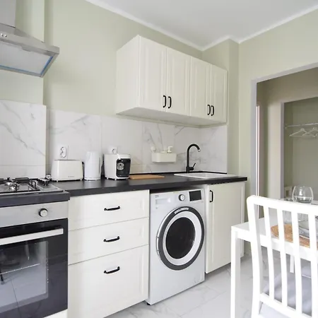 Stylish With Video Projector *