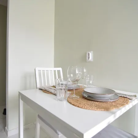 Stylish With Video Projector Appartement