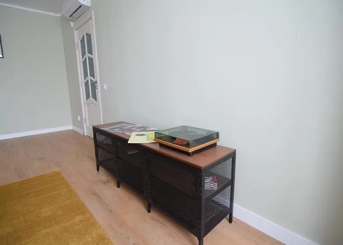 Stylish With Video Projector * Bukarest